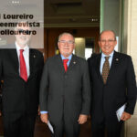 @karolloureiro