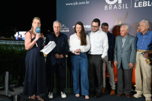 @karolloureiro