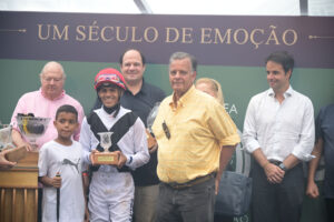 @karolloureiro