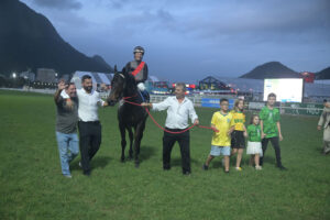 @karolloureiro